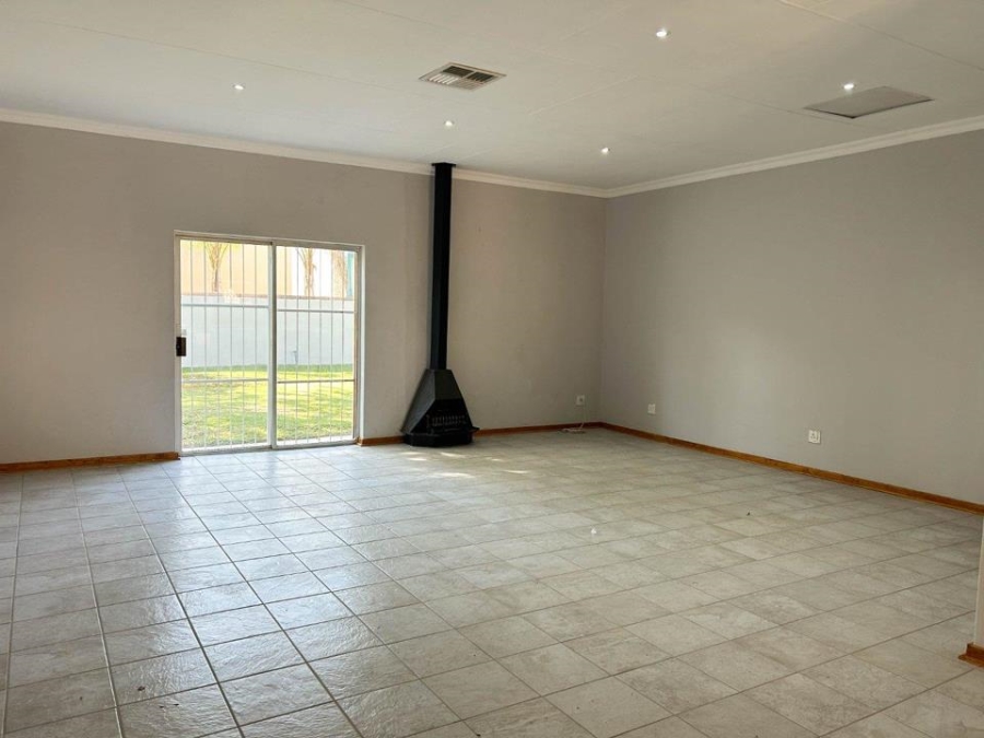 3 Bedroom Property for Sale in Upington Rural Northern Cape